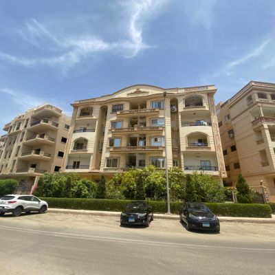 Apartment 135, fourth floor, super deluxe, in Al Narges Buildings, New Cairo